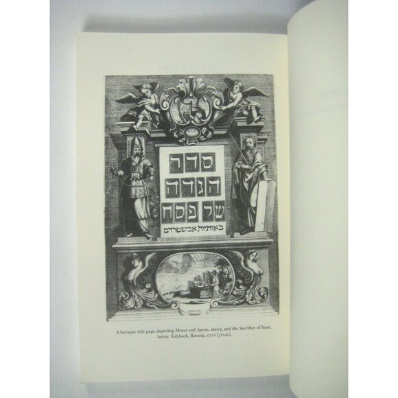 The Schocken Passover Haggadah by Nahum N Glatzer PPB - Picture 3 of 5
